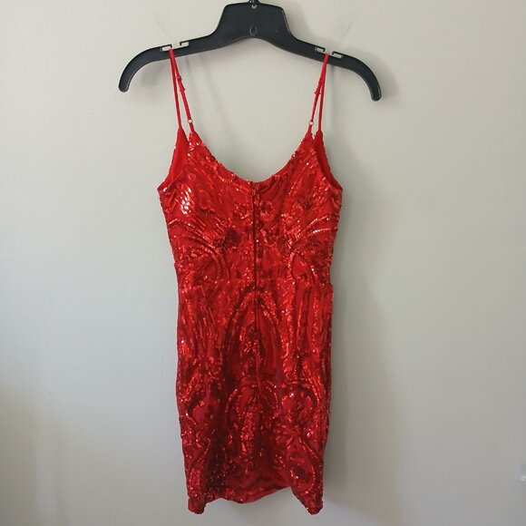B.Darlin Junior's Sz XS Strappy Square-Neck Bodycon Dress Red Sequins Mini Lined - Picture 4 of 16